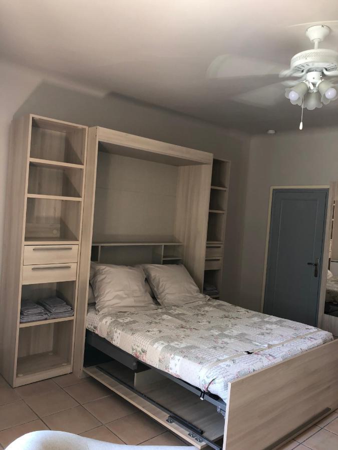 Apartmán Aux Pieds Des Arenes Arles Exteriér fotografie